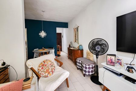 Apartamento à venda com 77m², 2 quartos e 1 vagaSala 