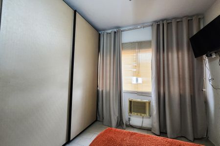 Apartamento à venda com 77m², 2 quartos e 1 vagaQuarto 2