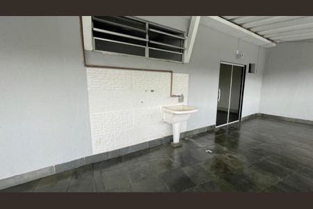 Apartamento à venda com 240m², 2 quartos e sem vagaÁrea de Serviço