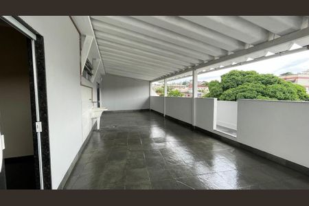 Apartamento à venda com 240m², 2 quartos e sem vagaÁrea de Serviço