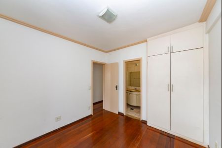 Apartamento para alugar com 85m², 3 quartos e 1 vagaSuíte
