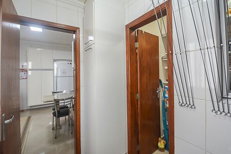 Apartamento à venda com 100m², 2 quartos e 4 vagas Apartamento à venda com 100m², 2 quartos e 4 vagasÁrea de Serviço