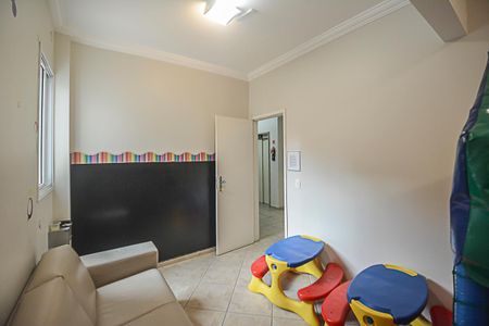 Apartamento à venda com 100m², 2 quartos e 4 vagas Apartamento à venda com 100m², 2 quartos e 4 vagasBrinquedoteca