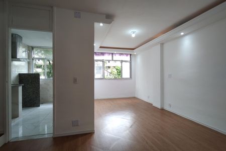 Apartamento à venda com 60m², 2 quartos e 1 vagaSala