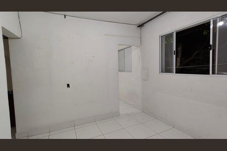 Casa para alugar com 2 quartos, 65m² em Jardim Bandeirantes, São Paulo