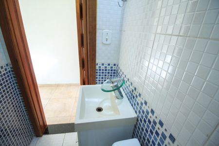 Casa para alugar com 145m², 2 quartos e 3 vagas