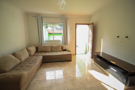 Casa para alugar com 145m², 2 quartos e 3 vagas