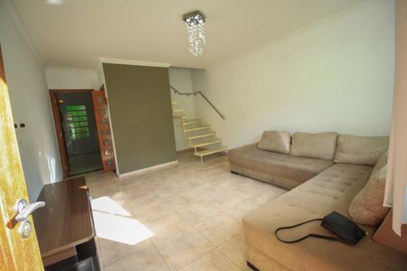 Casa para alugar com 2 quartos, 145m² em Vila Diva (zona Leste), São Paulo