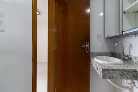 Apartamento para alugar com 45m², 2 quartos e sem vagaBanheiro