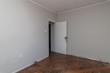 Quarto 1 de apartamento para alugar com 2 quartos, 86m² em Medianeira, Porto Alegre