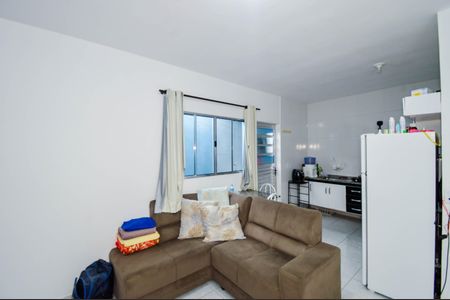 Sala de casa para alugar com 2 quartos, 55m² em Vila Carmela Ii, Guarulhos