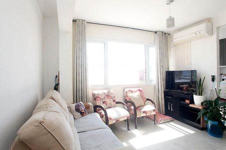 Sala de apartamento para alugar com 3 quartos, 95m² em Azenha, Porto Alegre