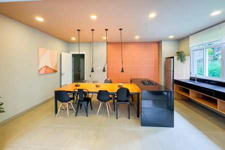 Apartamento para alugar com 32m², 1 quarto e sem vagaÁrea comum - Salão de festas