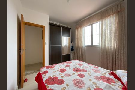 Apartamento à venda com 3 quartos, 86m² em Milionários, Belo Horizonte