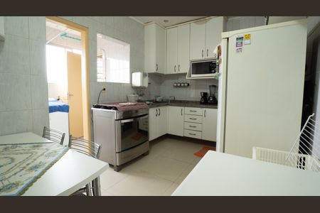 Apartamento à venda com 102m², 3 quartos e 1 vagaCozinha 