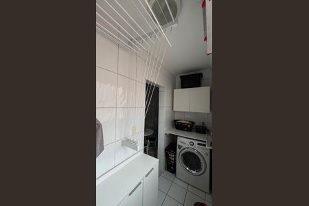 Apartamento à venda com 69m², 2 quartos e 1 vagaÁrea de Serviço