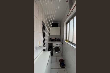 Apartamento à venda com 69m², 2 quartos e 1 vagaÁrea de Serviço