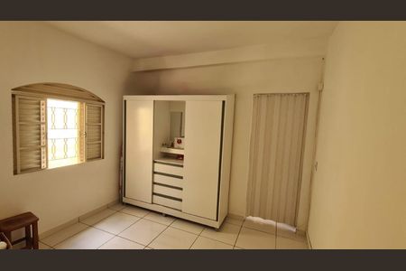 Casa à venda com 85m², 3 quartos e 2 vagas