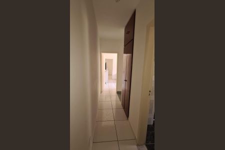 Corredor de casa à venda com 3 quartos, 85m² em Vila do Castelo, São Paulo