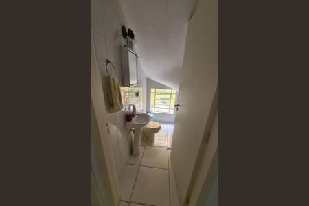 Casa à venda com 85m², 3 quartos e 2 vagas Casa à venda com 85m², 3 quartos e 2 vagasBanheiro