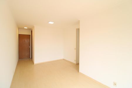 Sala de apartamento para alugar com 3 quartos, 65m² em Vila do Castelo, São Paulo