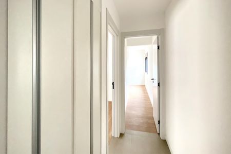Apartamento à venda com 63m², 2 quartos e 2 vagasCorredor