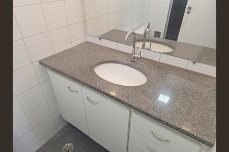 Banheiro de apartamento à venda com 2 quartos, 59m² em Santana, São Paulo
