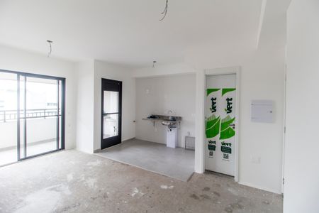 Sala  de apartamento à venda com 3 quartos, 80m² em Nova Aldeinha, Barueri