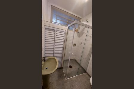 Banheiro  de casa à venda com 3 quartos, 200m² em Vila Nogueira, Campinas