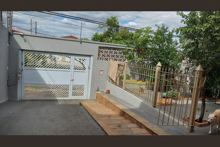 Casa à venda com 200m², 3 quartos e 2 vagasÁrea externa