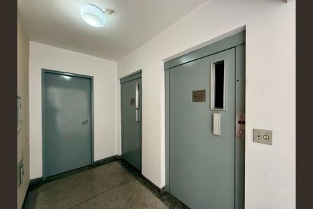 Apartamento para alugar com 42m², 2 quartos e 1 vagaHall Apartamento 