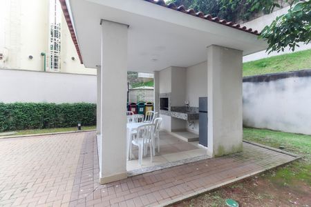 Apartamento para alugar com 32m², 2 quartos e sem vagaÁrea comum - Churrasqueira