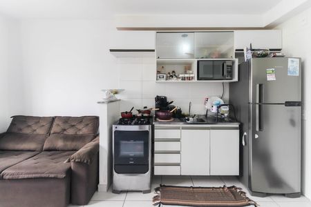 Sala - Cozinha de apartamento para alugar com 2 quartos, 32m² em Colônia (zona Leste), São Paulo