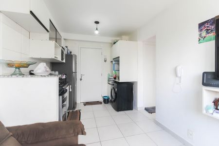 Sala - Cozinha de apartamento para alugar com 2 quartos, 32m² em Colônia (zona Leste), São Paulo
