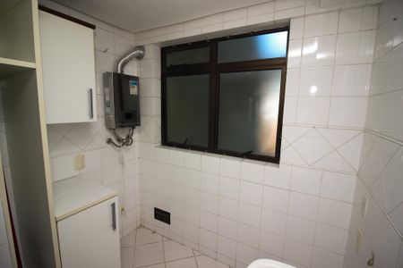 Apartamento para alugar com 100m², 3 quartos e 2 vagas Apartamento para alugar com 100m², 3 quartos e 2 vagasÁrea de Serviço