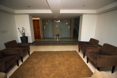 Apartamento para alugar com 100m², 3 quartos e 2 vagas Apartamento para alugar com 100m², 3 quartos e 2 vagasHall de entrada