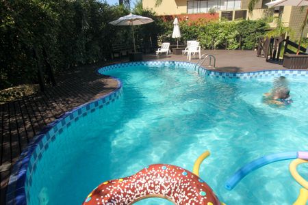 Apartamento para alugar com 100m², 3 quartos e 2 vagas Apartamento para alugar com 100m², 3 quartos e 2 vagasÁrea comum - Piscina