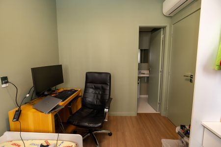 Apartamento à venda com 81m², 2 quartos e 2 vagasSuite 1