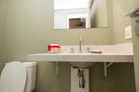 Apartamento à venda com 81m², 2 quartos e 2 vagasBanheiro Suite 1