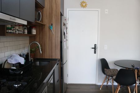 Apartamento à venda com 37m², 2 quartos e sem vagaCozinha e Área de Serviço