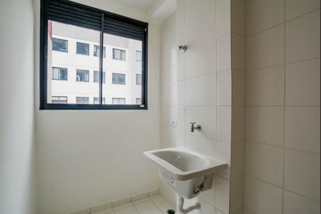 Apartamento para alugar com 45m², 2 quartos e 1 vaga Apartamento para alugar com 45m², 2 quartos e 1 vagaCozinha e Área de Serviço