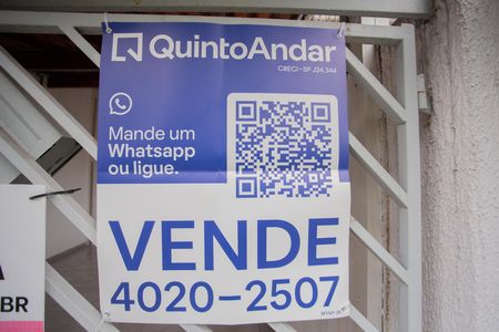Casa à venda com 80m², 2 quartos e 1 vagaPLAQUINHA