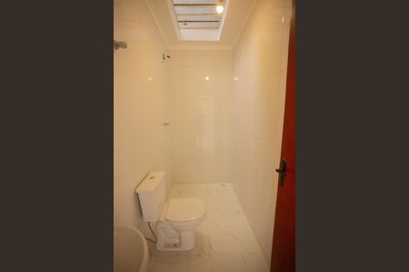 Casa à venda com 80m², 2 quartos e 1 vagaBANHEIRO