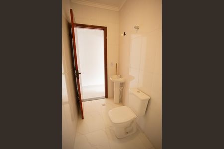 Casa à venda com 80m², 2 quartos e 1 vagaBANHEIRO