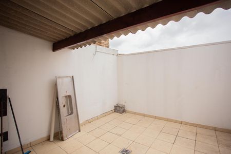 Casa à venda com 80m², 2 quartos e 1 vagaQUINTAL E ÁREA DE SERVIÇO
