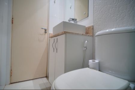 Apartamento à venda com 81m², 3 quartos e sem vagaBanheiro