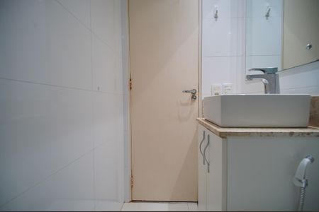 Apartamento à venda com 81m², 3 quartos e sem vagaBanheiro
