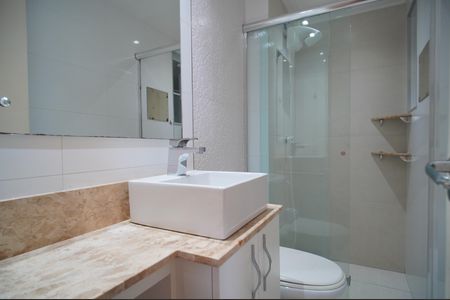 Apartamento à venda com 81m², 3 quartos e sem vagaBanheiro