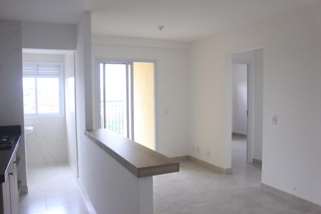 Sala de apartamento para alugar com 2 quartos, 52m² em Parque Jurema, Guarulhos