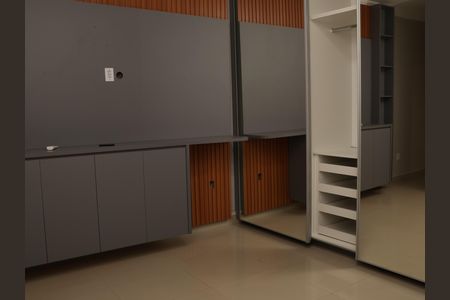 Suíte 3 de casa de condomínio para alugar com 3 quartos, 181m² em Alphaville Araguaia, Goiânia